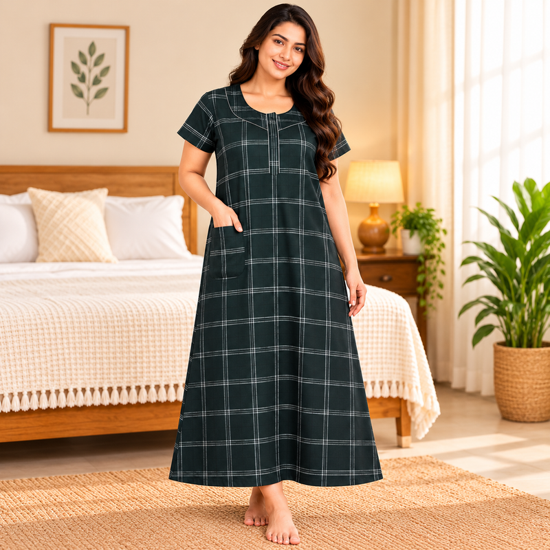 Veni’s dark green full-length cotton nighty with front zip
