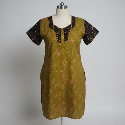 Muddy Brown Floral Pattern Big Size Nighty Onezeros.in