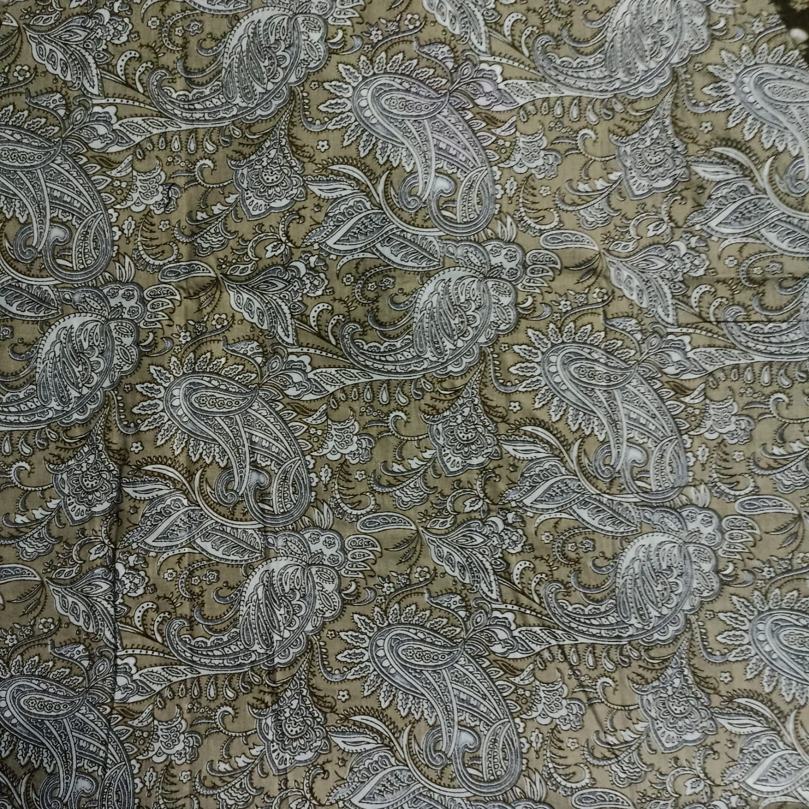 Olive Leaf Color Floral Pattern Nighty Onezeros.in