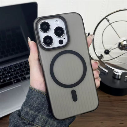 Striped Corrugated Board Pattern Back Cover for iPhone 16 Pro